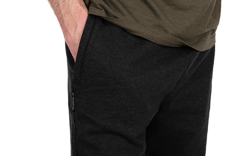 Leichte Jogger-Shorts aus der Fox-Kollektion in Schwarz und Orange 